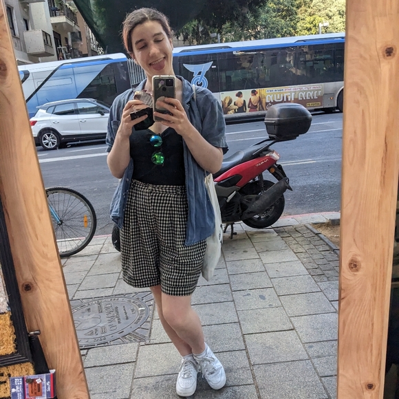 Meet your Posher, Isabella - Picture 6 of 7